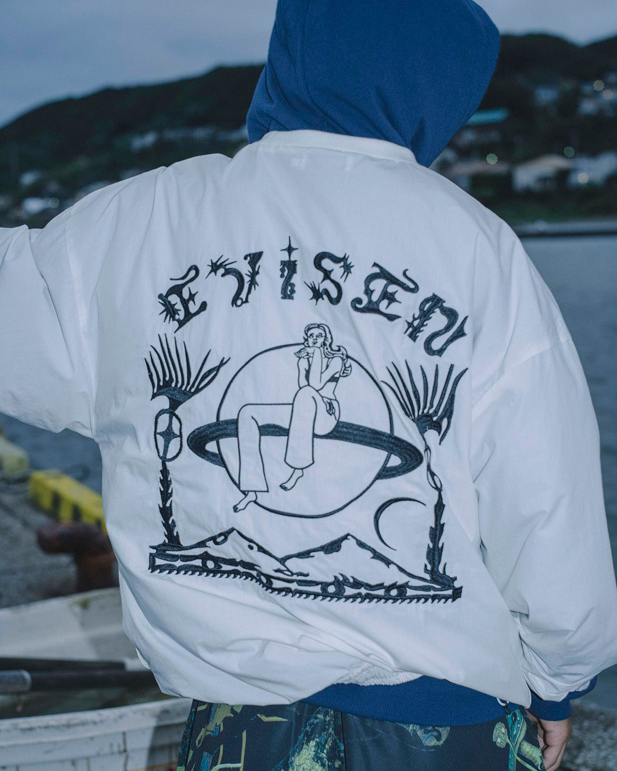 小物 Evisen Skateboards E LOGO SCARF Evisen Skateboards（エビセンスケートボード）の「【EVISEN