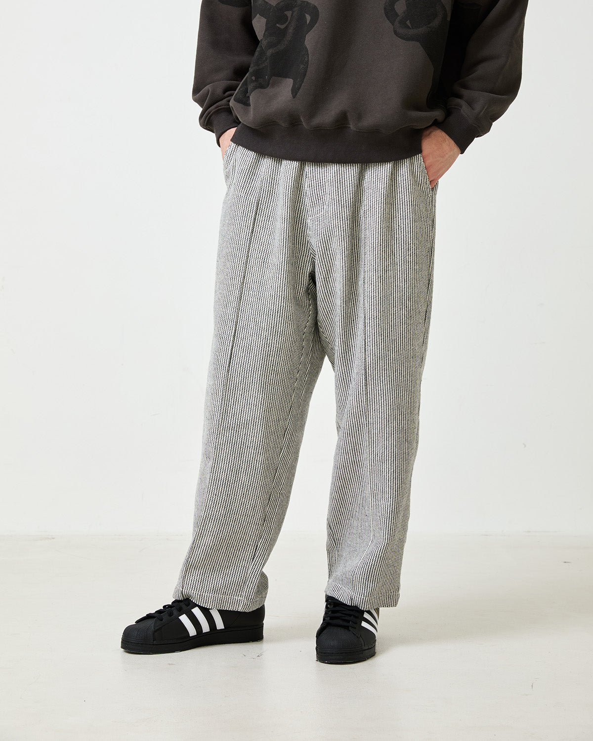 JACQUARD PINTUCK PANTS - WHITE