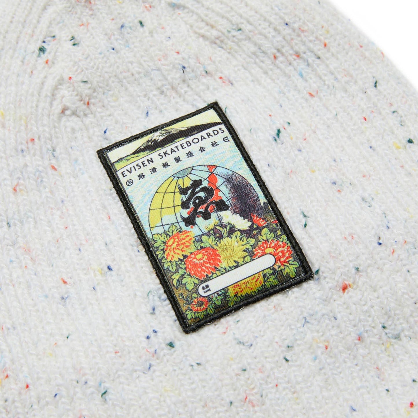 GLOBE LABEL NEP BEANIE - OATMEAL