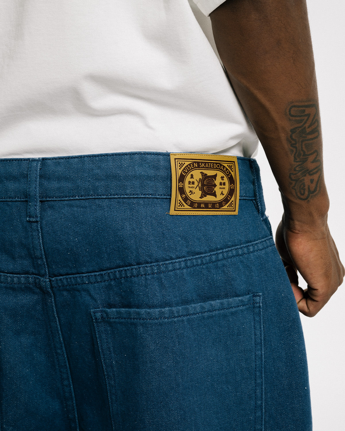SUSHI DENIM SHORTS - LIGHT BLUE