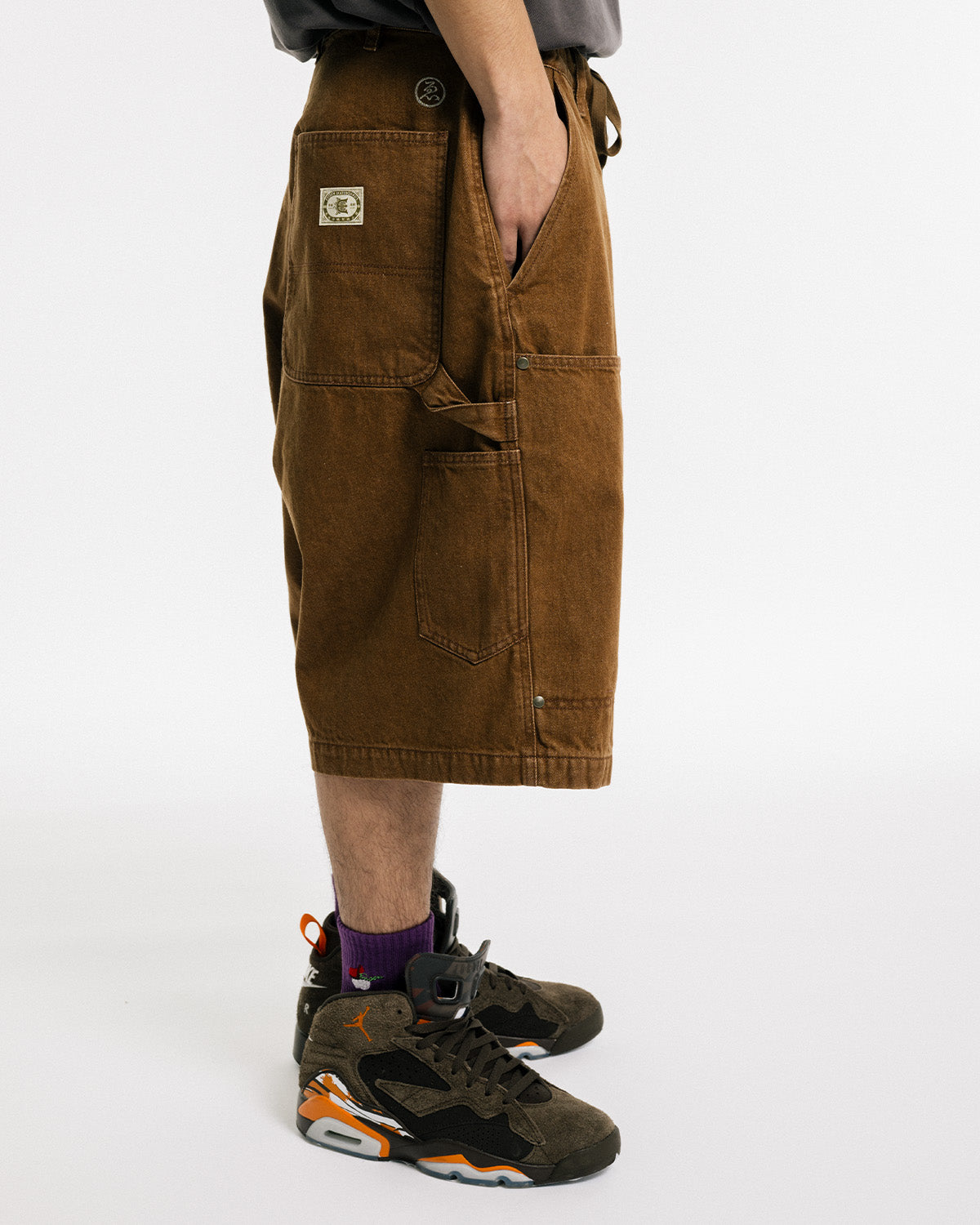 COLORED DEMIN WORK SHORTS - BROWM