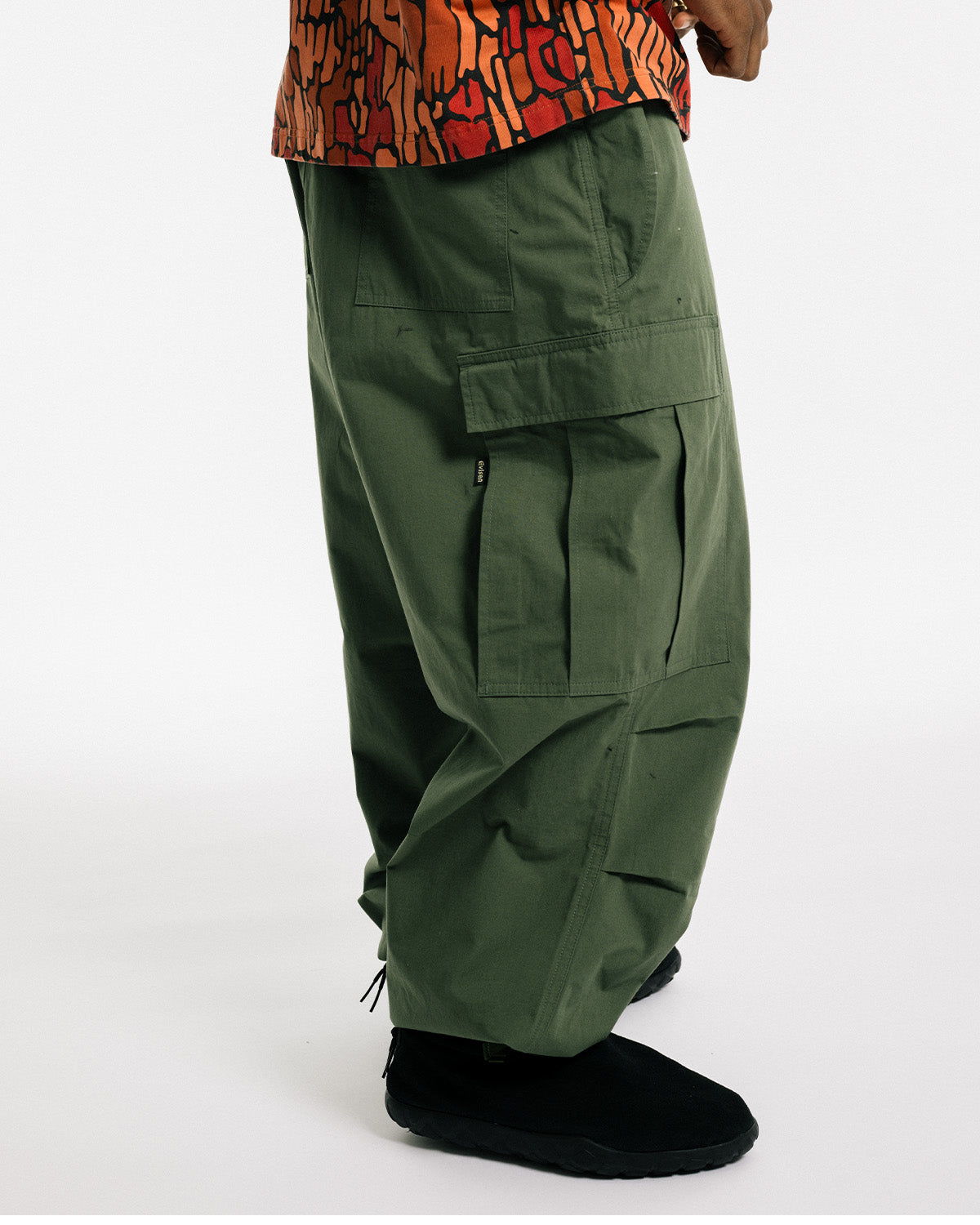DAN.D CARGO PANTS - OLIVE