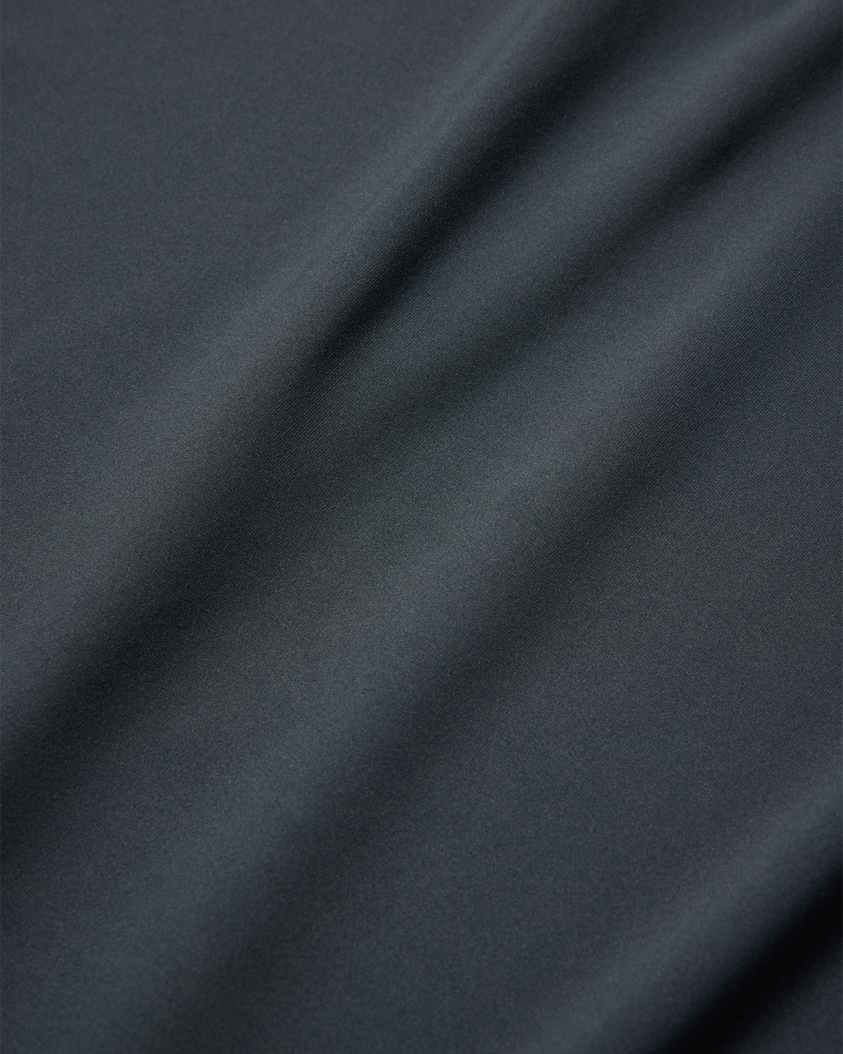 EMBLEM POCKET TECH LS TEE - DARK NAVY