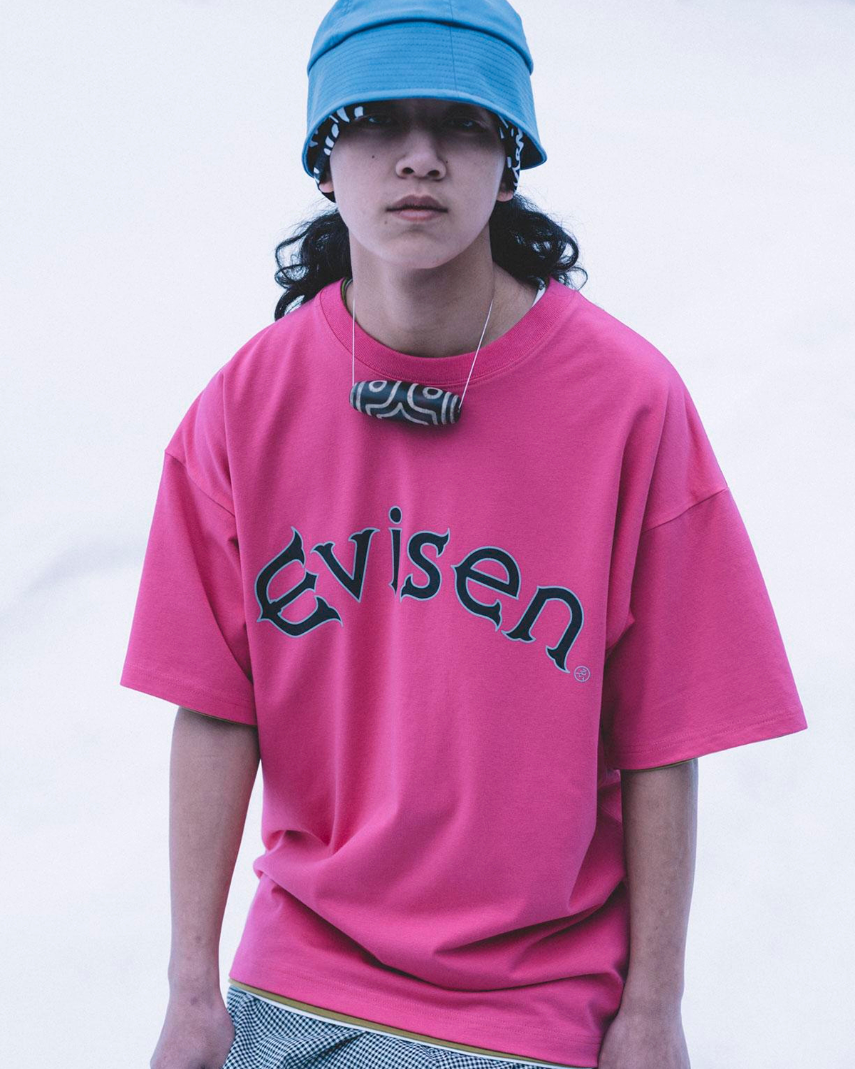 ROUND LOGO TECH TEE - WHITE