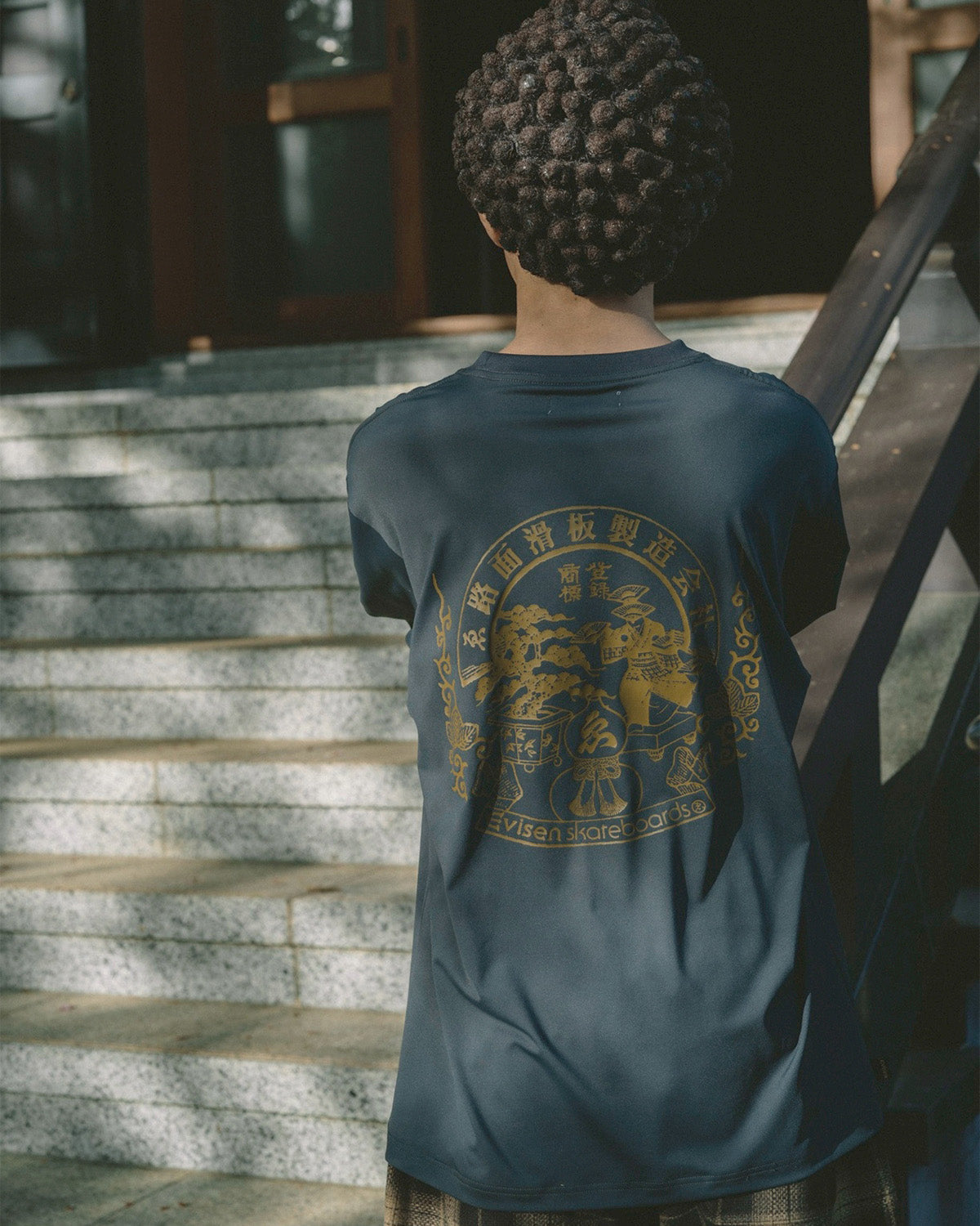 EMBLEM POCKET TECH LS TEE - DARK NAVY