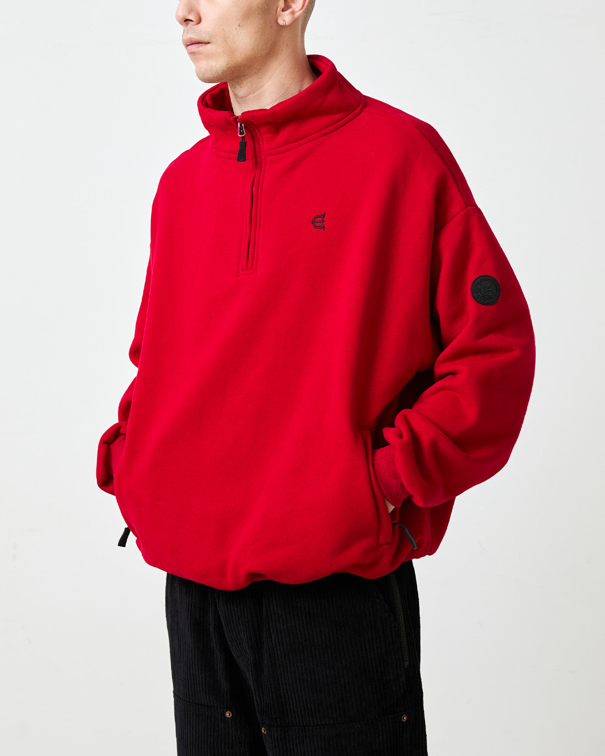 LOGO HALF ZIP SWEAT - BLACK
