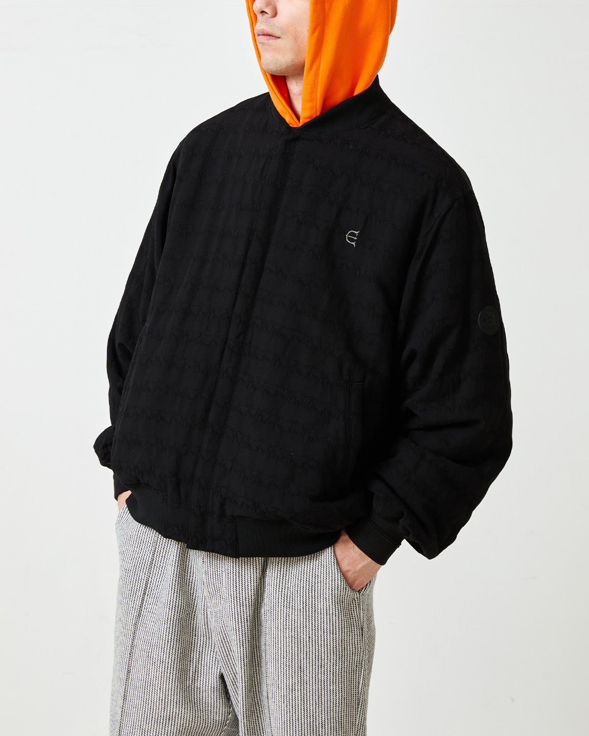 JACQUARD BOMBER JACKET - BLACK