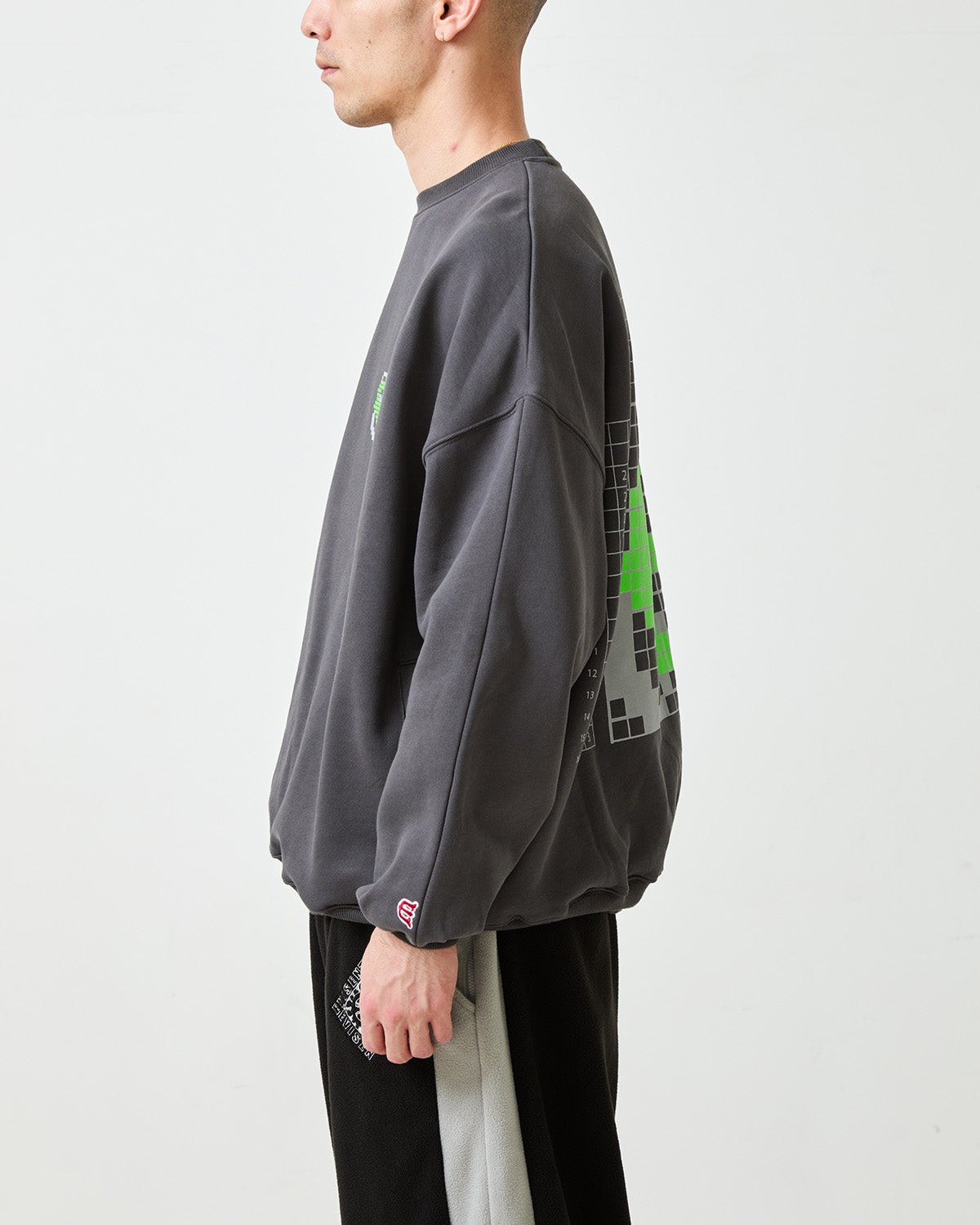 DOT CREW SWEAT - GREY