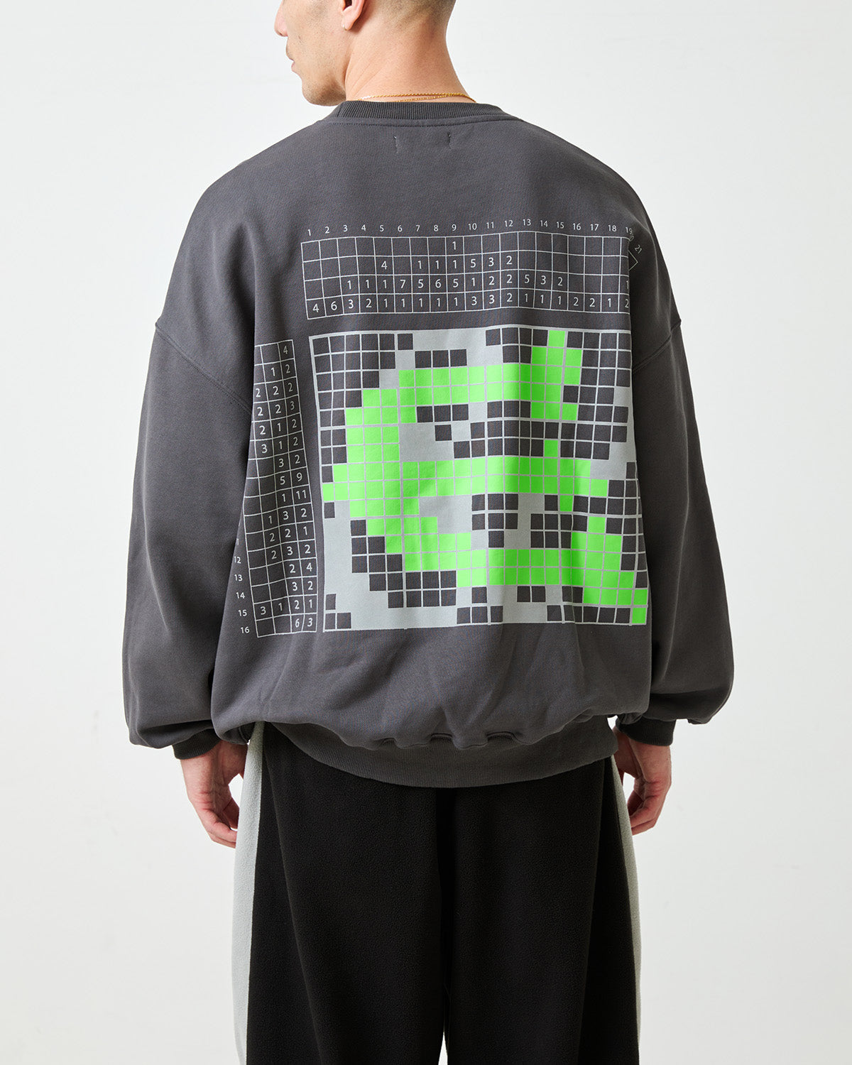 DOT CREW SWEAT - GREY