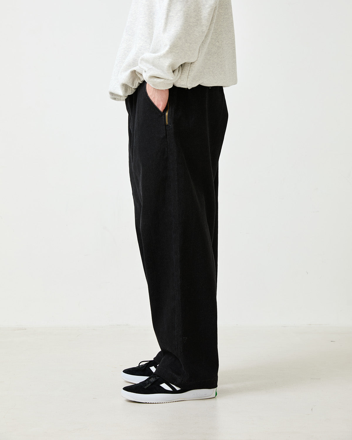 NIKOLA BAGGY DENIM - BLACK