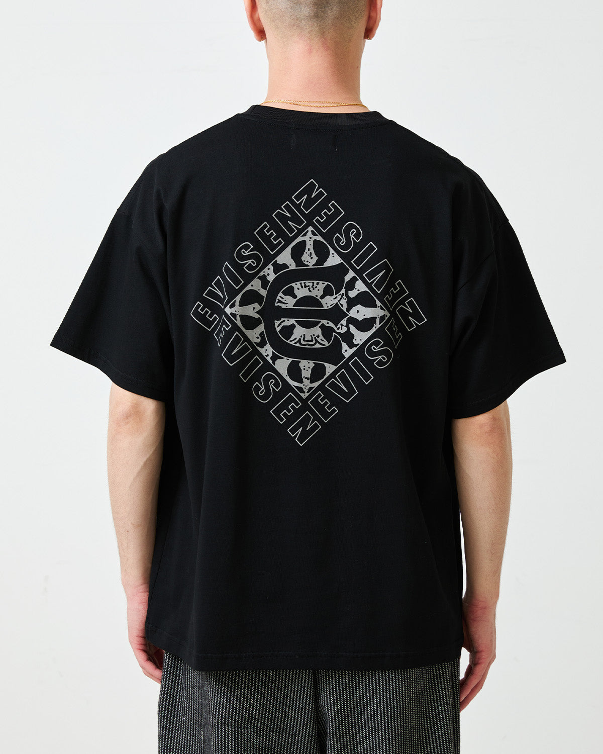 DIAMOND TEE