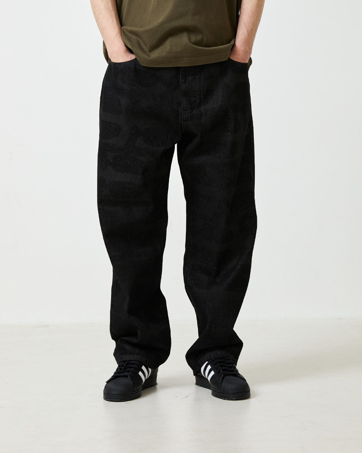 PATTERN DENIM PANTS - BLACK