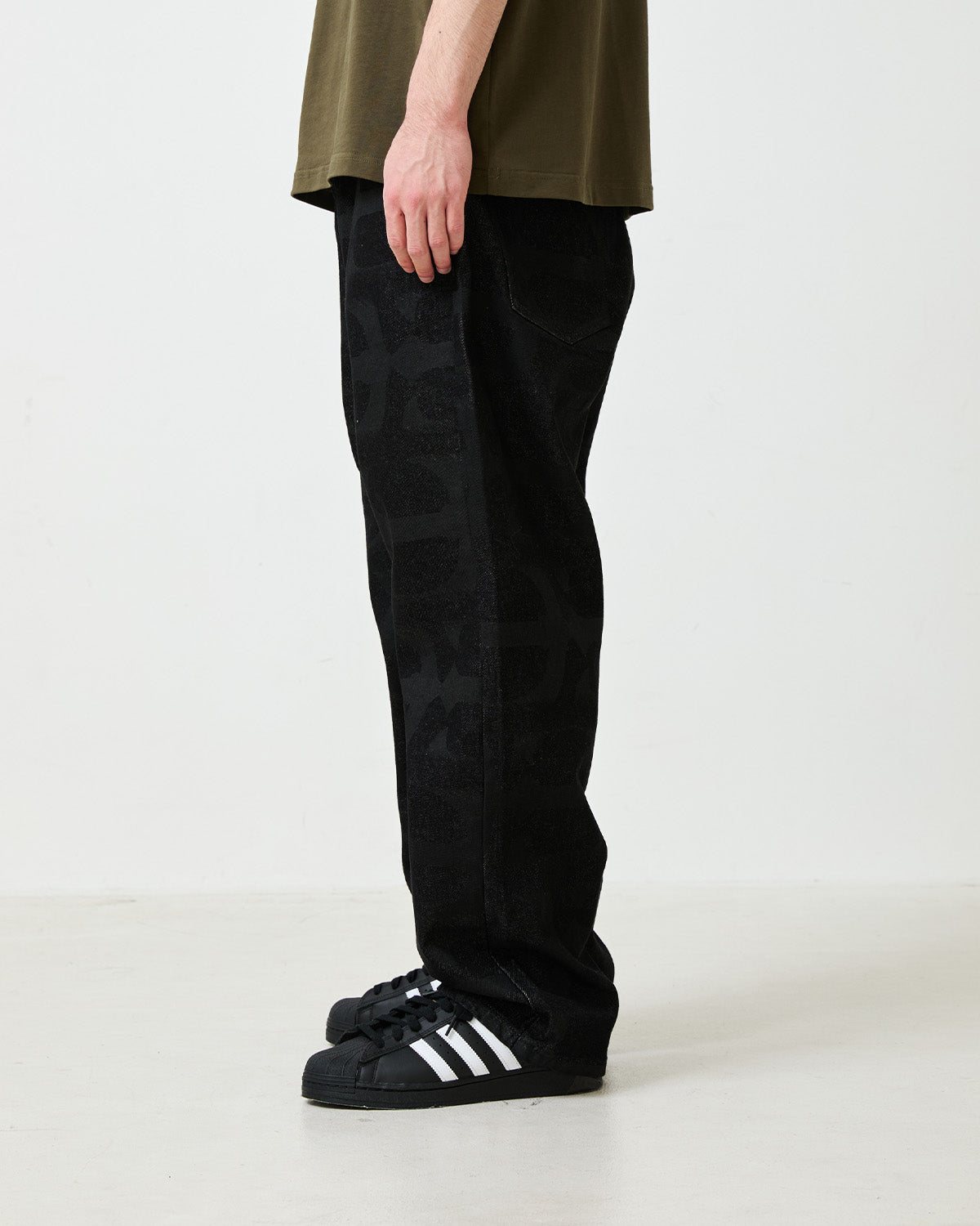 PATTERN DENIM PANTS - BLACK