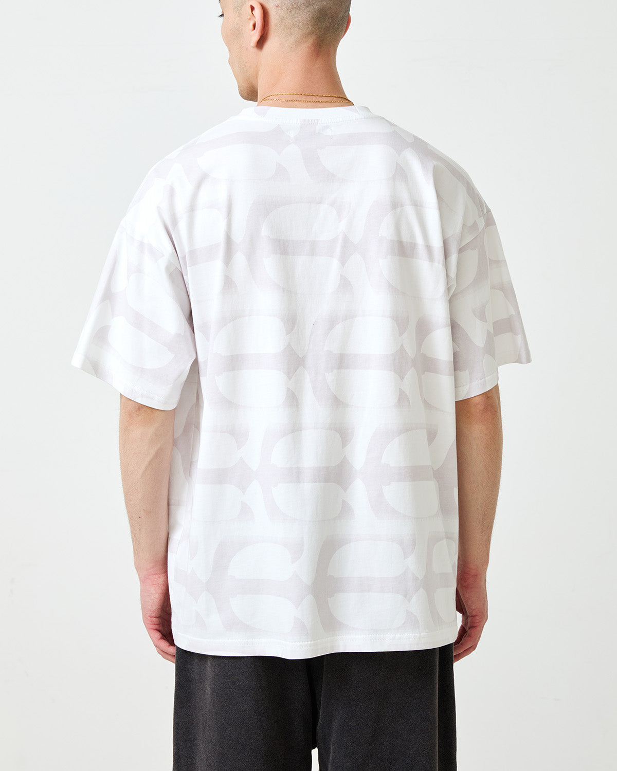 PATTERN TEE