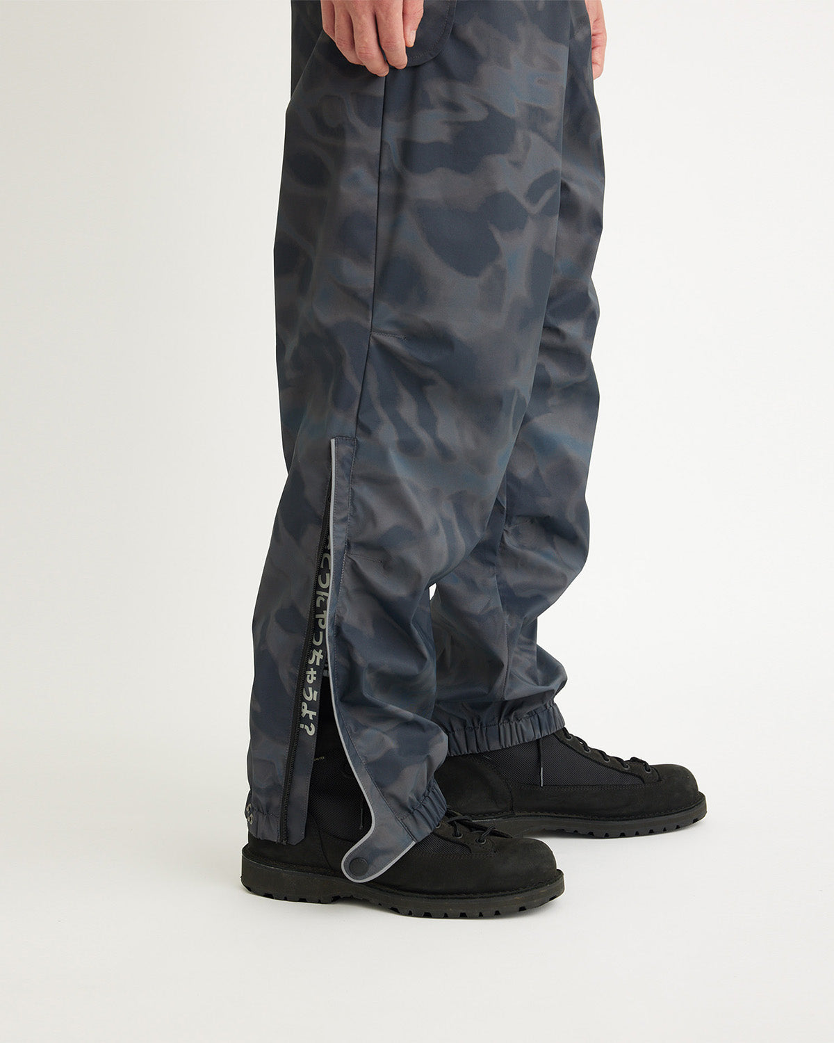 Evisen / Chaos Fishing Club EVENING BITE PANTS - BLACK