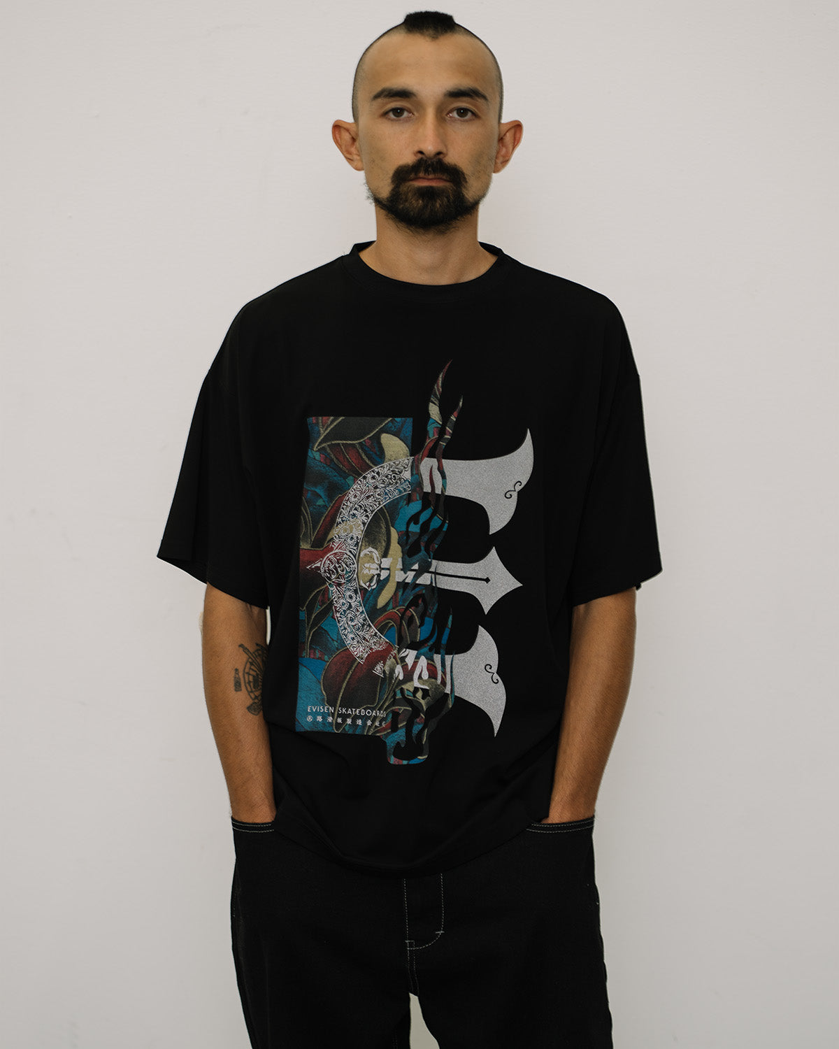 JULIEN E LOGO TECH TEE - BLACK – Evisen Skateboards ゑ (エビセン