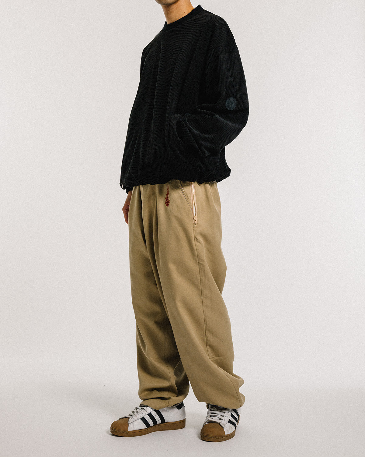 EQUALIZER CORD CREW SWEAT - BLACK