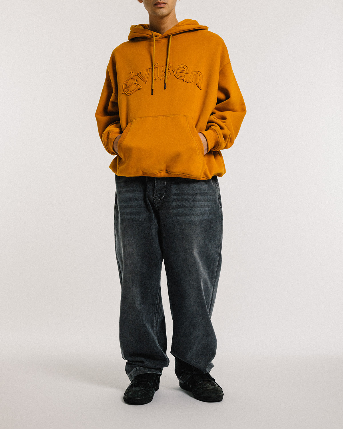 ARCH LOGO PATCH HOODIE