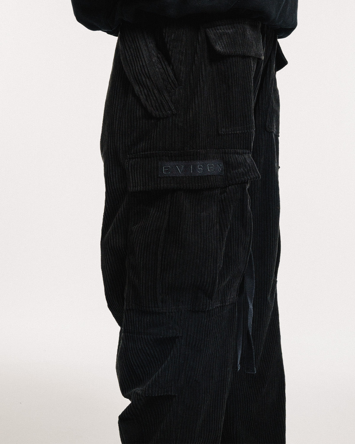 EQUALIZER CORD CARGO PANTS - BLACK
