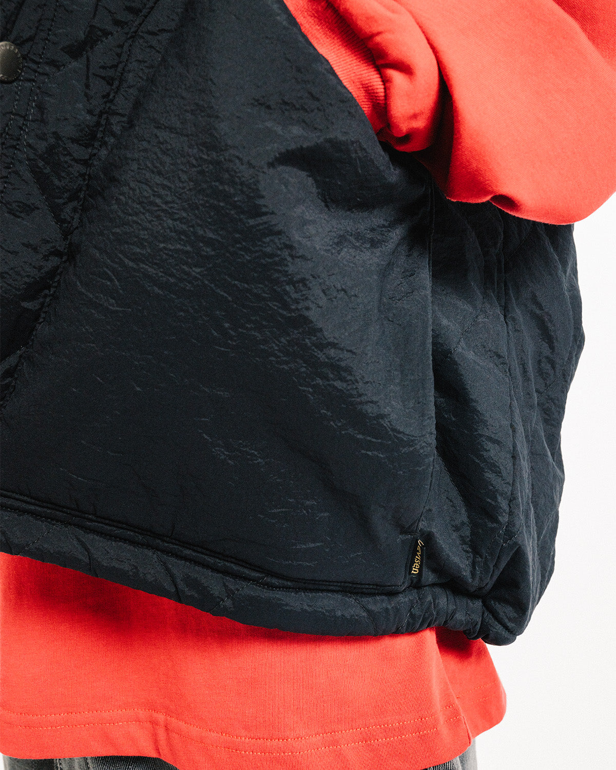 MIND LIGHT QUILTING VEST - BLACK