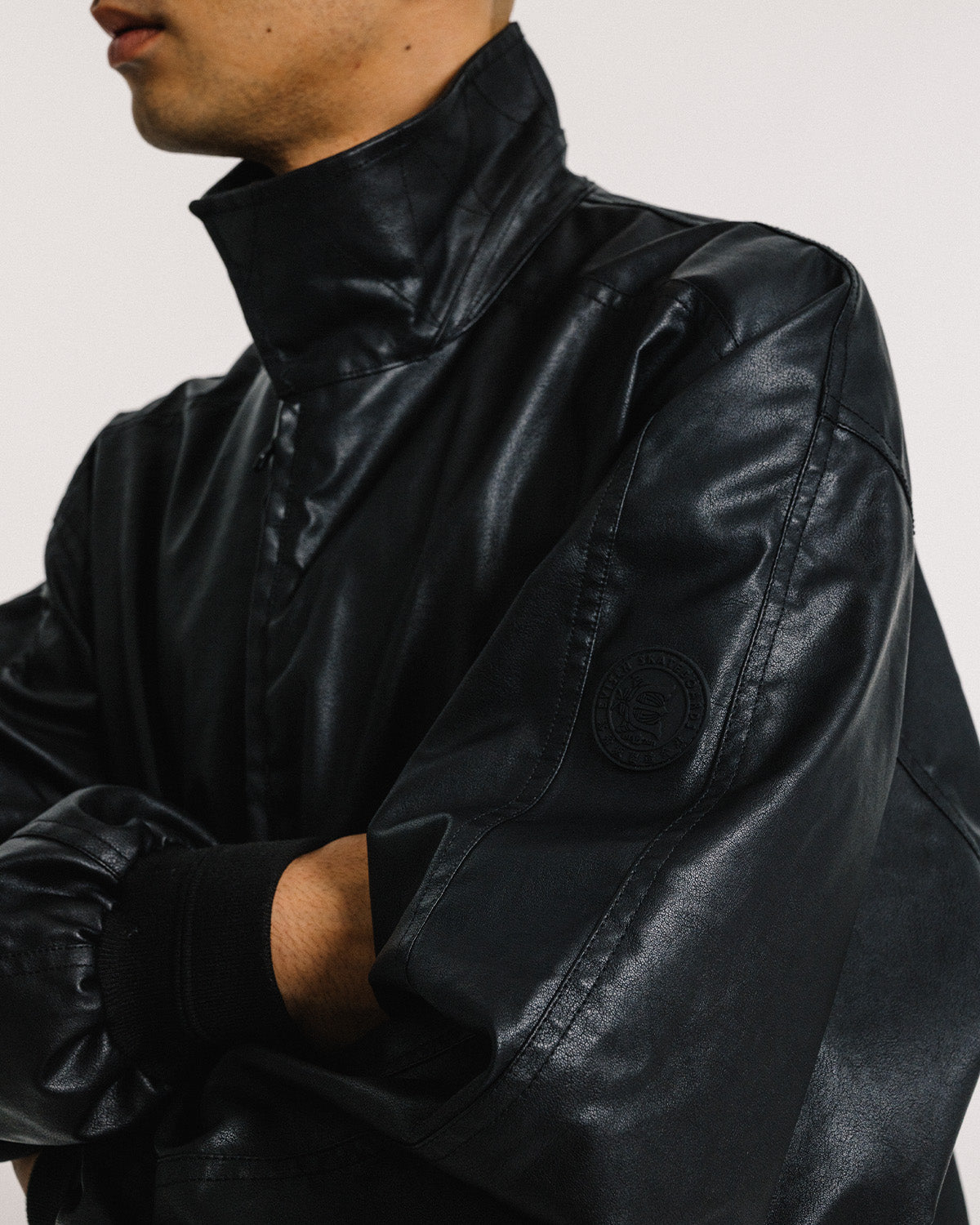 POSTMAN FAUX LEATHER JACKET - BLACK – Evisen Skateboards ゑ