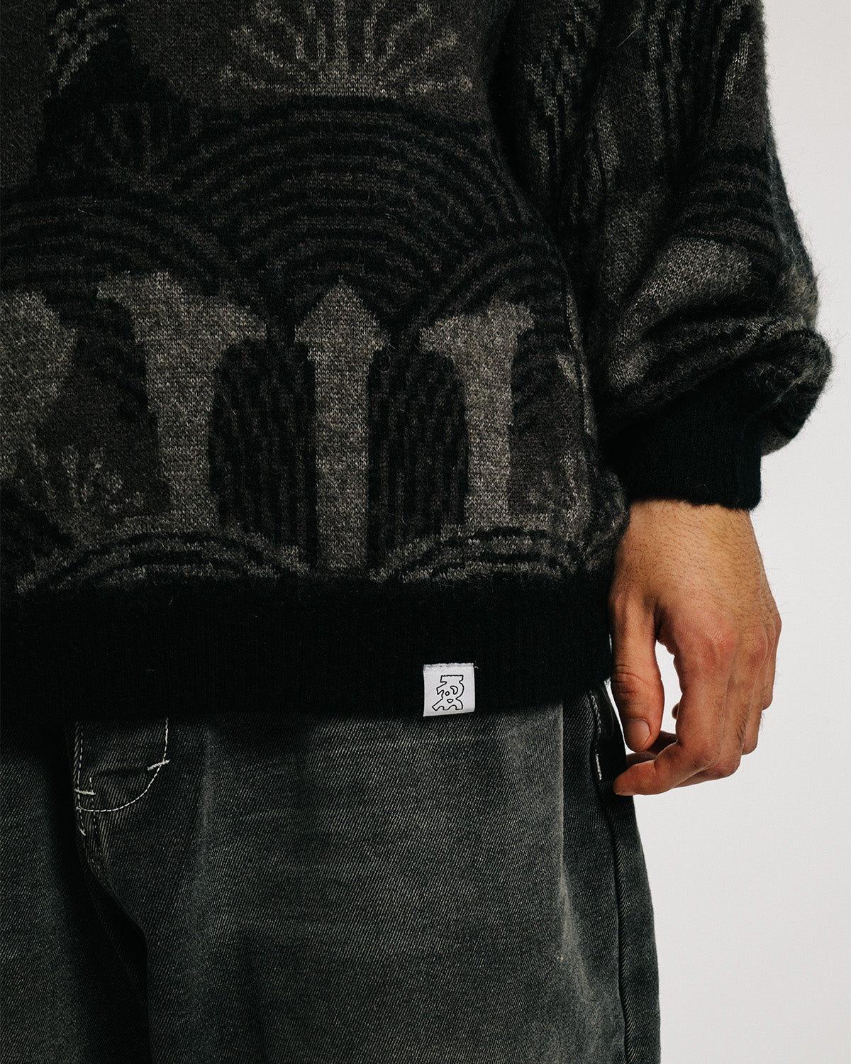 KABUTO MOHAIR CREW KNIT - BLACK / GREY – Evisen Skateboards ゑ