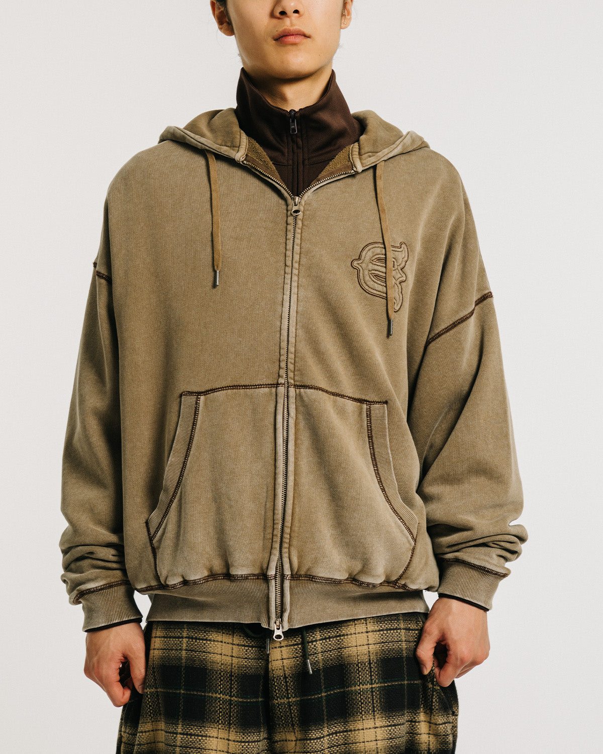LOGO ZIP HOODIE - MOCHA