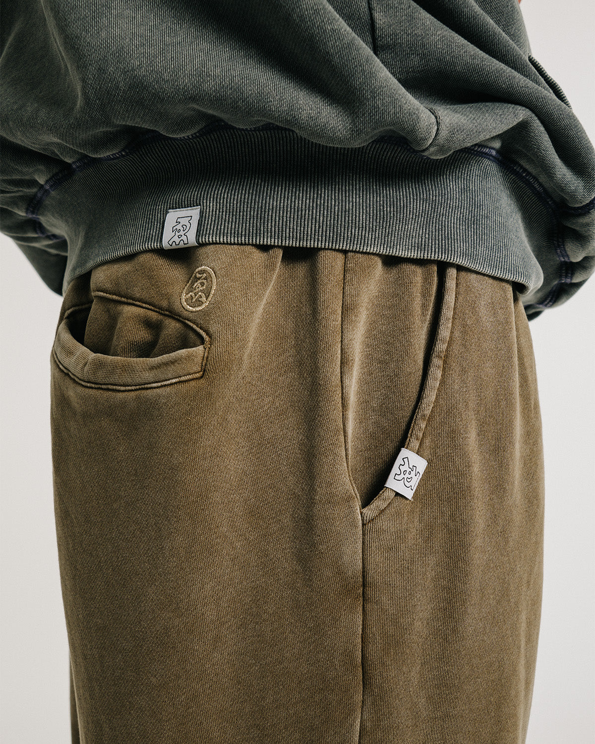 LOGO SWEAT PANTS - MOCHA