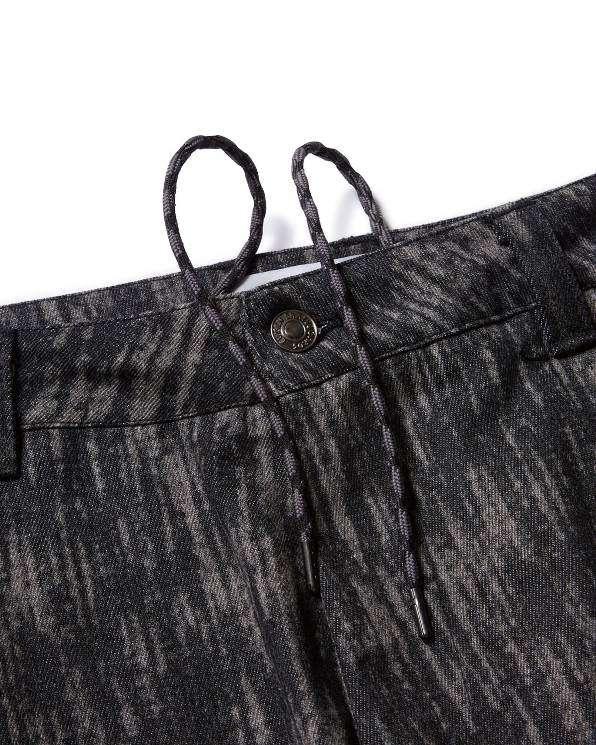 NIKOLA PAINTER DENIM - BLACK