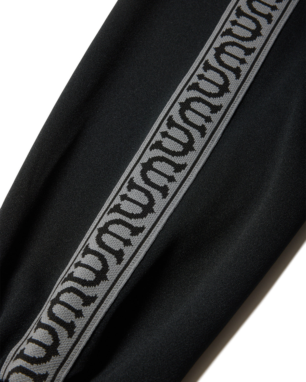 E LOGO TRACK JACKET - BROWN