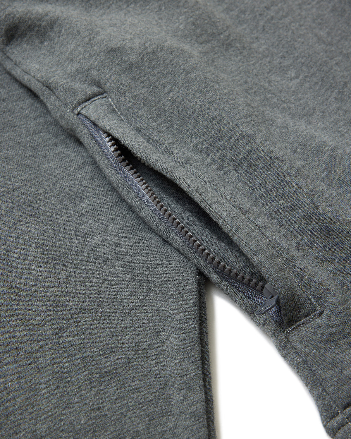 HOLIDAY CREW SWEAT 26 - ASH