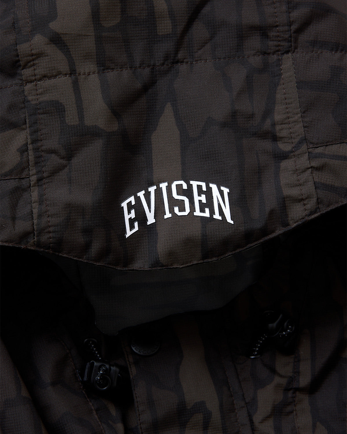 TREE CAMO MOUNTAIN JACKET - BLACK – Evisen Skateboards ゑ