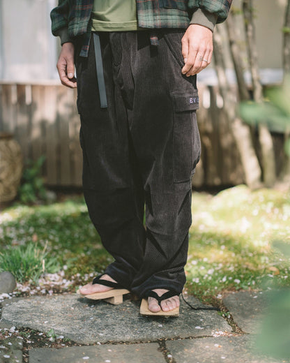 EQUALIZER CORD CARGO PANTS - BLACK