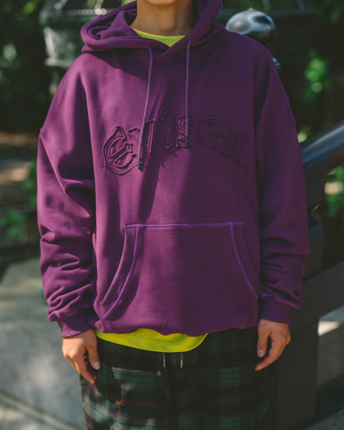 ARCH LOGO PATCH HOODIE - PURPLE